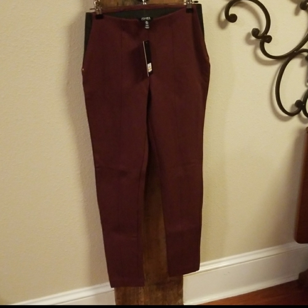 Maroon leggings